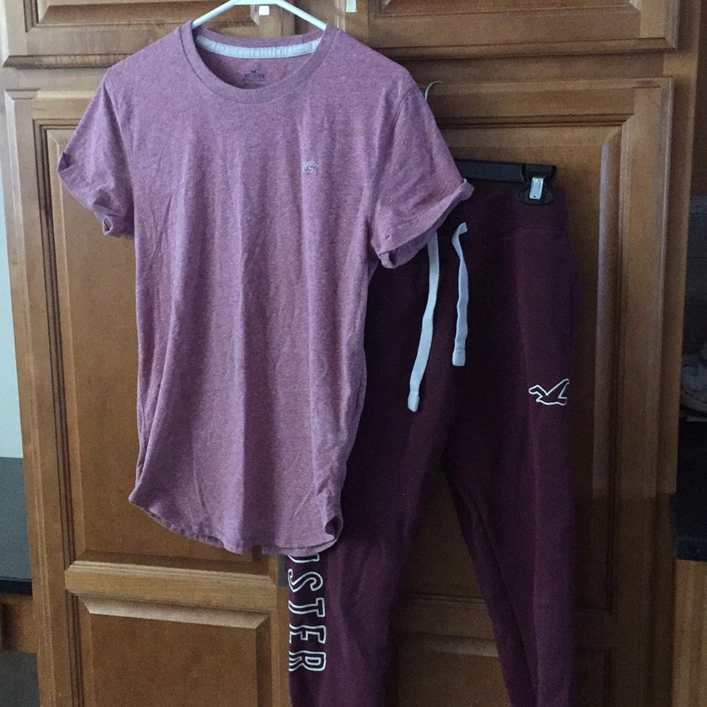 Hollister T-shirt and Joggers